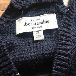 Abercrombie & Fitch Tops - Abercrombie vest / shall Abercrombie & Fitch Tops - Abercrombie vest / shall
